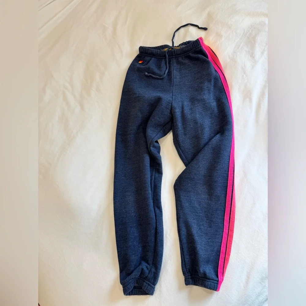 AVIATOR NATION BOLT CROPPED CREW SWEATSHIRT AND SWEATPANTS SET - Picture 4 of 7